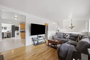 5210 S 900 E, Murray, UT 84117 - Photo 7