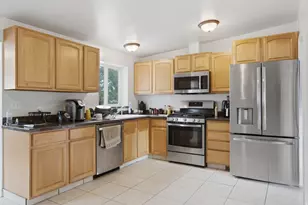 5210 S 900 E, Murray, UT 84117 - Photo 9