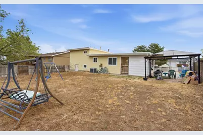 3680 S Royal Scott Dr W, West Valley, UT 84128 - Photo 17