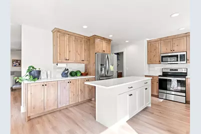 356 E 570 N, Hyde Park, UT 84318 - Photo 7