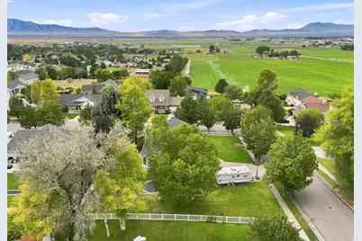 356 E 570 N, Hyde Park, UT 84318 - Photo 37