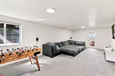 356 E 570 N, Hyde Park, UT 84318 - Photo 17