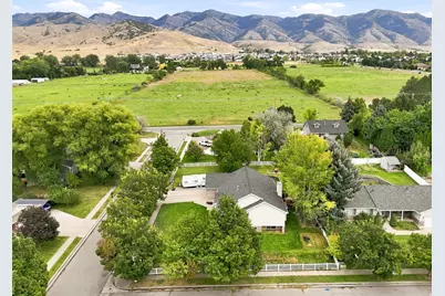 356 E 570 N, Hyde Park, UT 84318 - Photo 29
