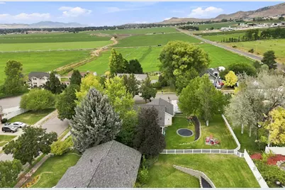 356 E 570 N, Hyde Park, UT 84318 - Photo 35