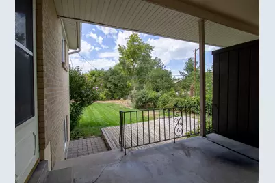 6192 S Vinecrest Dr E, Murray, UT 84121 - Photo 3