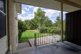 6192 S Vinecrest Dr E, Murray, UT 84121 - Photo 3