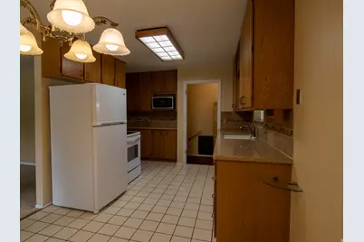 6192 S Vinecrest Dr E, Murray, UT 84121 - Photo 5