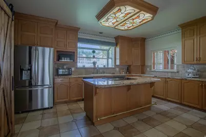 5302 S Birch Rd E, Murray, UT 84117 - Photo 5