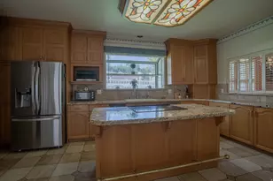 5302 S Birch Point Rd E, Murray, UT 84117 - Photo 9