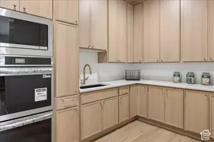 1293 W Caribou Ct, Pleasant View, UT 84414 - Photo 11