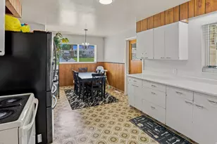 5507 S 2425 W, Roy, UT 84067 - Photo 5