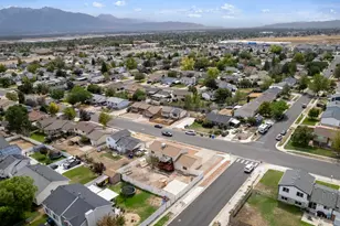 5790 W Lodestone Ave, Kearns, UT 84118 - Photo 21