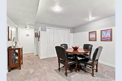 568 E Center St, Providence, UT 84332 - Photo 27