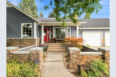 568 E Center St, Providence, UT 84332 - Photo 3