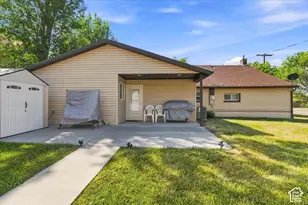 107 E 200 N, Mount Pleasant, UT 84647 - Photo 7