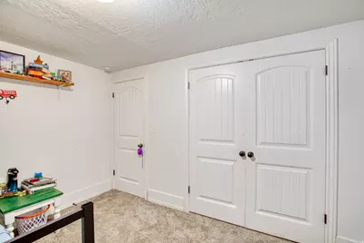 597 W 1750 N, Clinton, UT 84015 - Photo 25