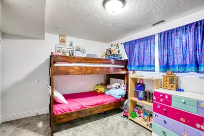 597 W 1750 N, Clinton, UT 84015 - Photo 23