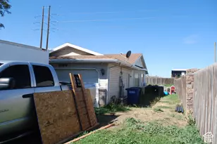 1349 N Sir Philip Dr, Salt Lake City, UT 84116 - Photo 33