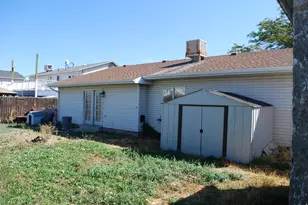 1349 N Sir Philip Dr, Salt Lake City, UT 84116 - Photo 27