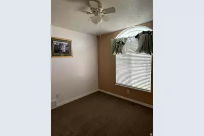 3784 S Parker Dr, Riverdale, UT 84405 - Photo 9