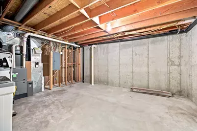 8921 S Somerton Cir, Sandy, UT 84093 - Photo 45