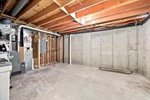 8921 S Somerton Circle, Sandy, UT 84093 - Photo 45