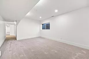8921 S Somerton Circle, Sandy, UT 84093 - Photo 33