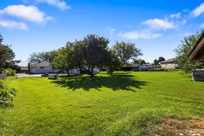 4640 S 3600 W, West Valley, UT 84119 - Photo 25