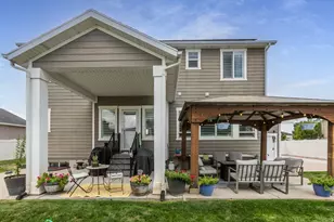 585 S 2200 W, Layton, UT 84041 - Photo 37