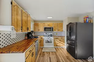 6015 S Don Quixote Dr, Taylorsville, UT 84129 - Photo 5