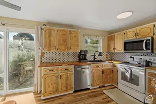 6015 S Don Quixote Dr, Taylorsville, UT 84129 - Photo 7