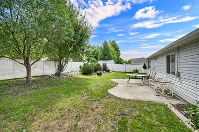 1454 N Lewis Peak Dr #950, Ogden, UT 84404 - Photo 17