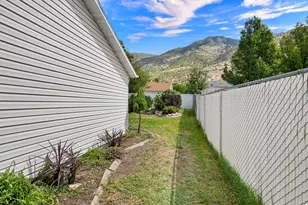 1454 N Lewis Peak Dr, Ogden, UT 84404 - Photo 21