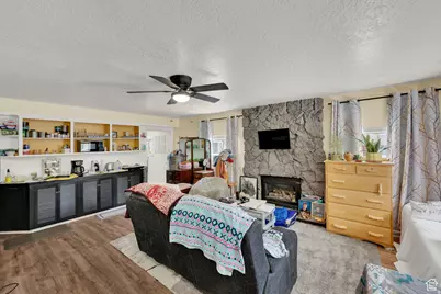 75 S 500 E, Pleasant Grove, UT 84062 - Photo 13