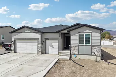 219 N Hatchet Ranch Dr W, Grantsville, UT 84029 - Photo 5
