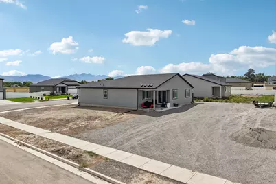 219 N Hatchet Ranch Dr W, Grantsville, UT 84029 - Photo 31