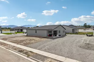 219 N Hatchet Ranch Dr W, Grantsville, UT 84029 - Photo 31