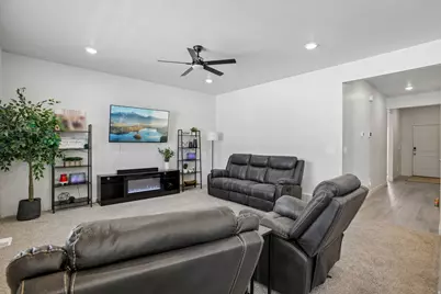 219 N Hatchet Ranch Dr W, Grantsville, UT 84029 - Photo 9