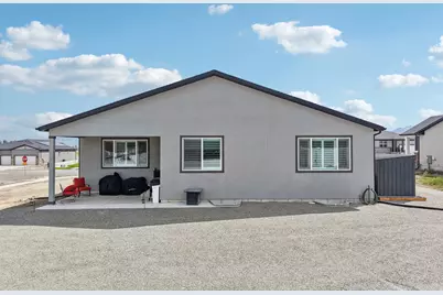 219 N Hatchet Ranch Dr W, Grantsville, UT 84029 - Photo 33