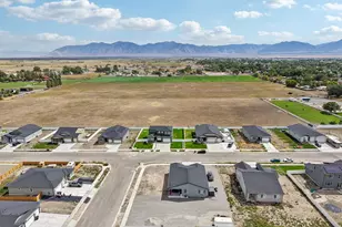 219 N Hatchet Ranch Dr W, Grantsville, UT 84029 - Photo 41
