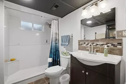 1122 N 75 E, Orem, UT 84057 - Photo 29