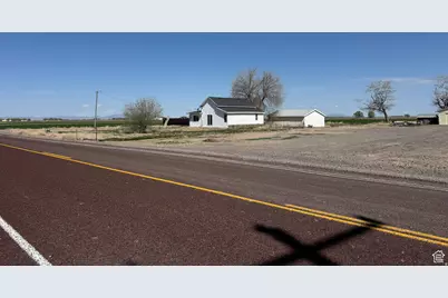 98 W 1000 N, Delta, UT 84624 - Photo 3