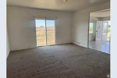 98 W 1000 N, Delta, UT 84624 - Photo 11