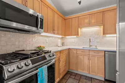251 S 700 E #21, Salt Lake City, UT 84102 - Photo 9