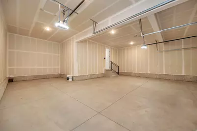 461 W Summerhill Ln W, Centerville, UT 84014 - Photo 37