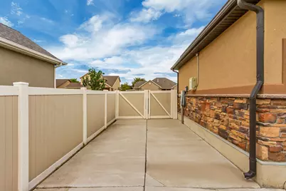 7943 S Hartley Ln, West Jordan, UT 84081 - Photo 45