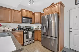 897 W Waterside Dr, Farmington, UT 84025 - Photo 9