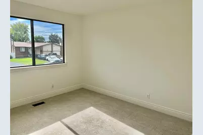 720 N 350 W, Kaysville, UT 84037 - Photo 15