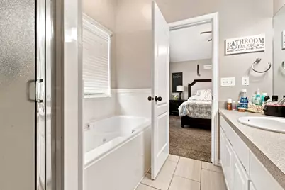 1808 Heritage Pkwy, Syracuse, UT 84075 - Photo 11