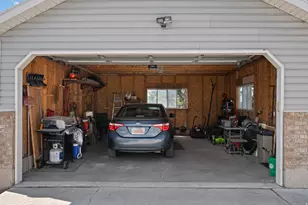 1765 W Garden Dr, Pleasant Grove, UT 84062 - Photo 23